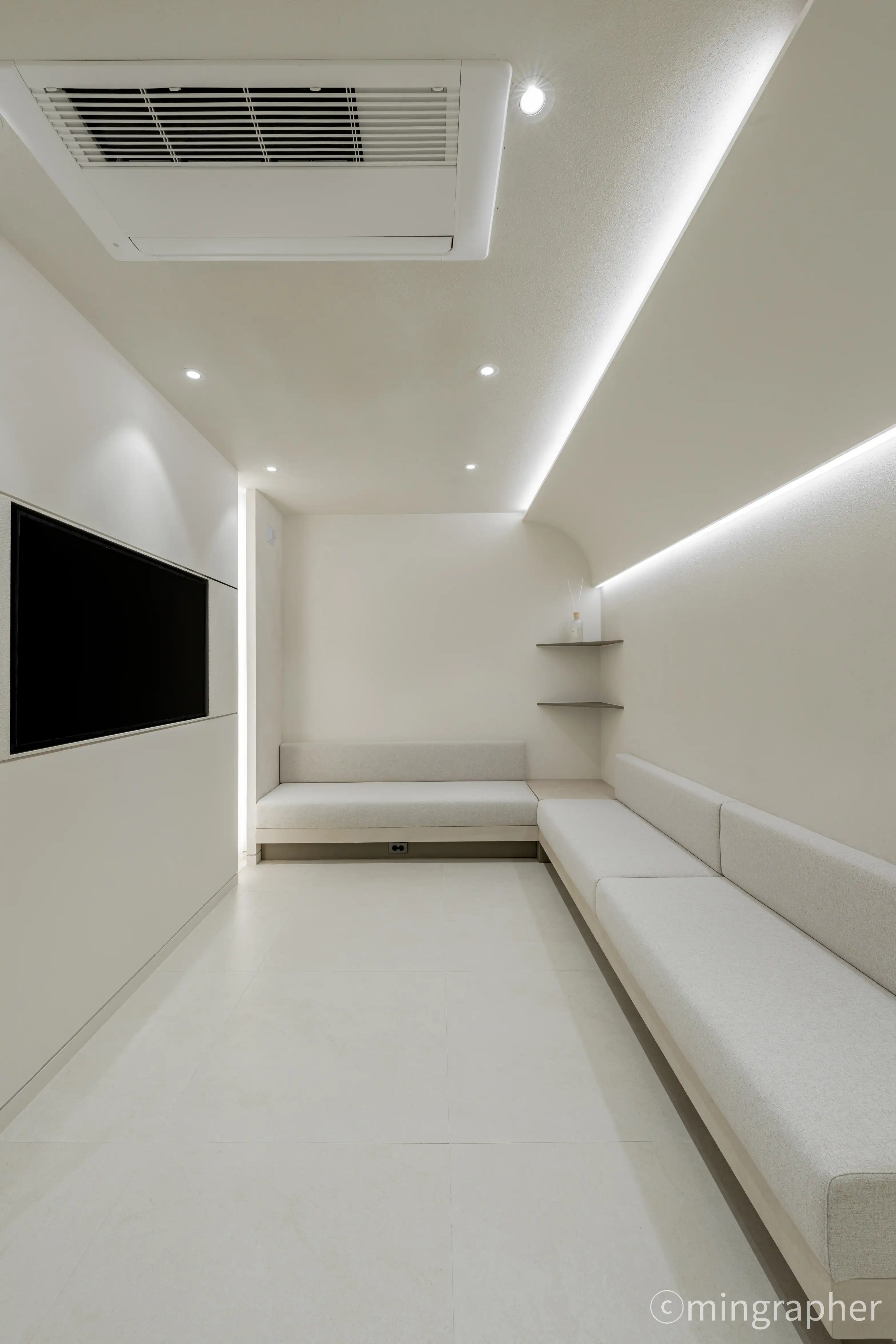 Suyeong J Dermatology Clinic 4