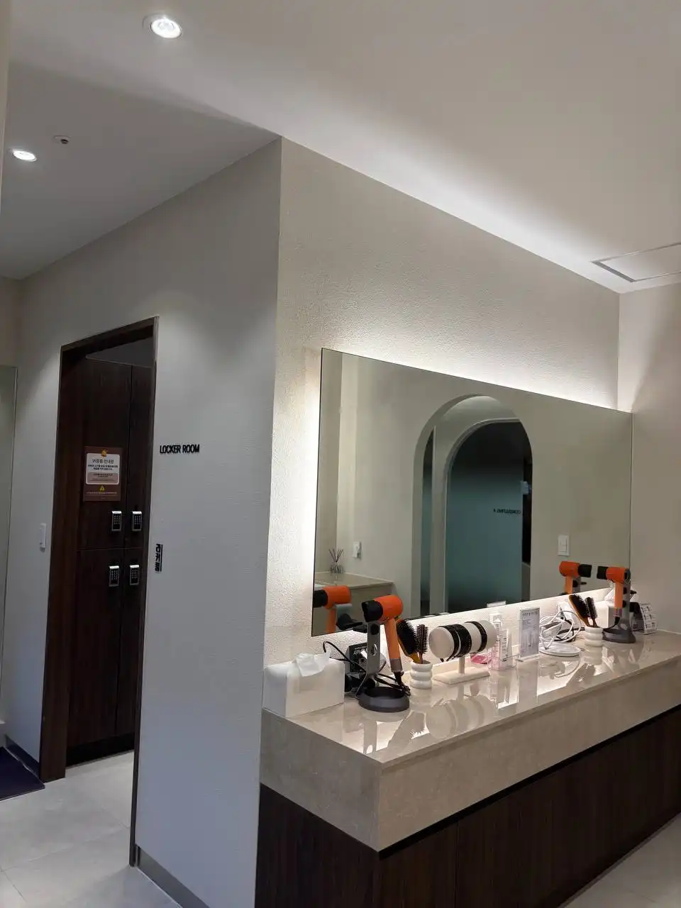The Cheoreum Clinic Busan Branch 16