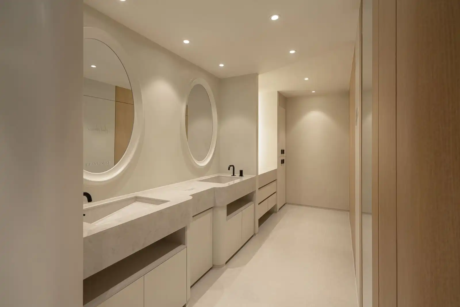 Hillhouse Dermatology Daegu Branch 4