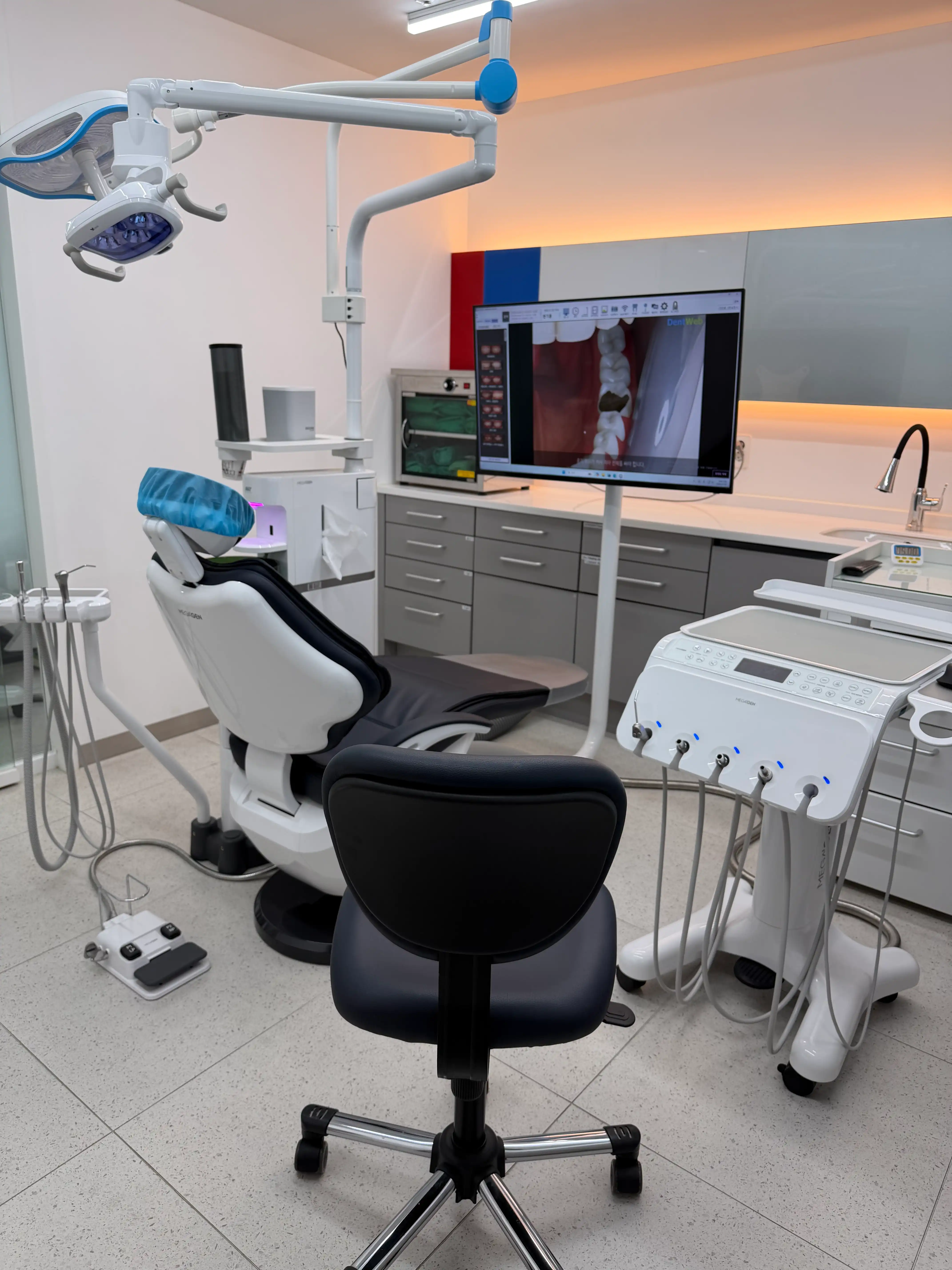 Woori Dental Clinic 12