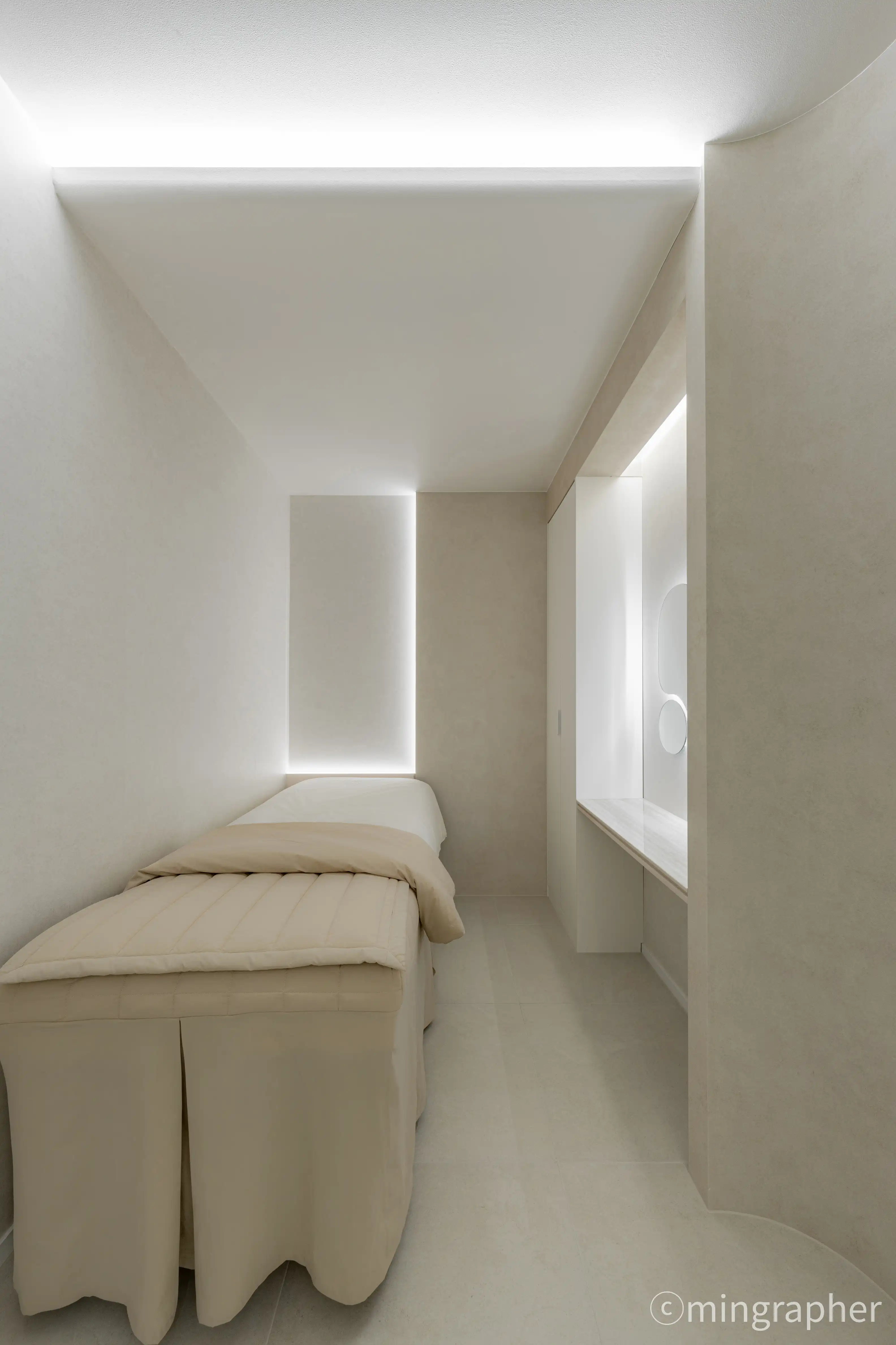 Suyeong J Dermatology Clinic 9