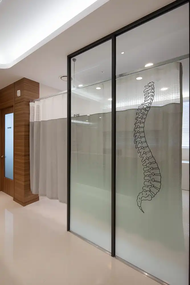 Kyung Hee Mir Aehan Clinic 8