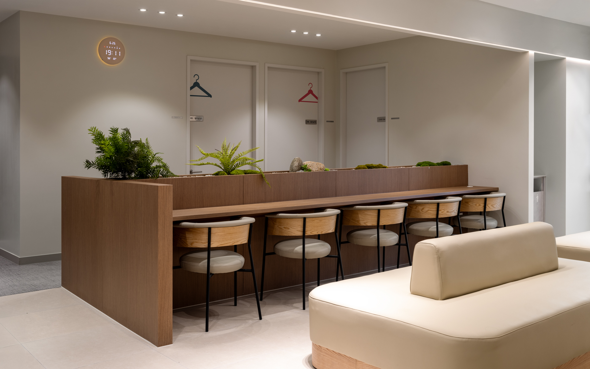 Sokttun Internal Medicine Clinic 12