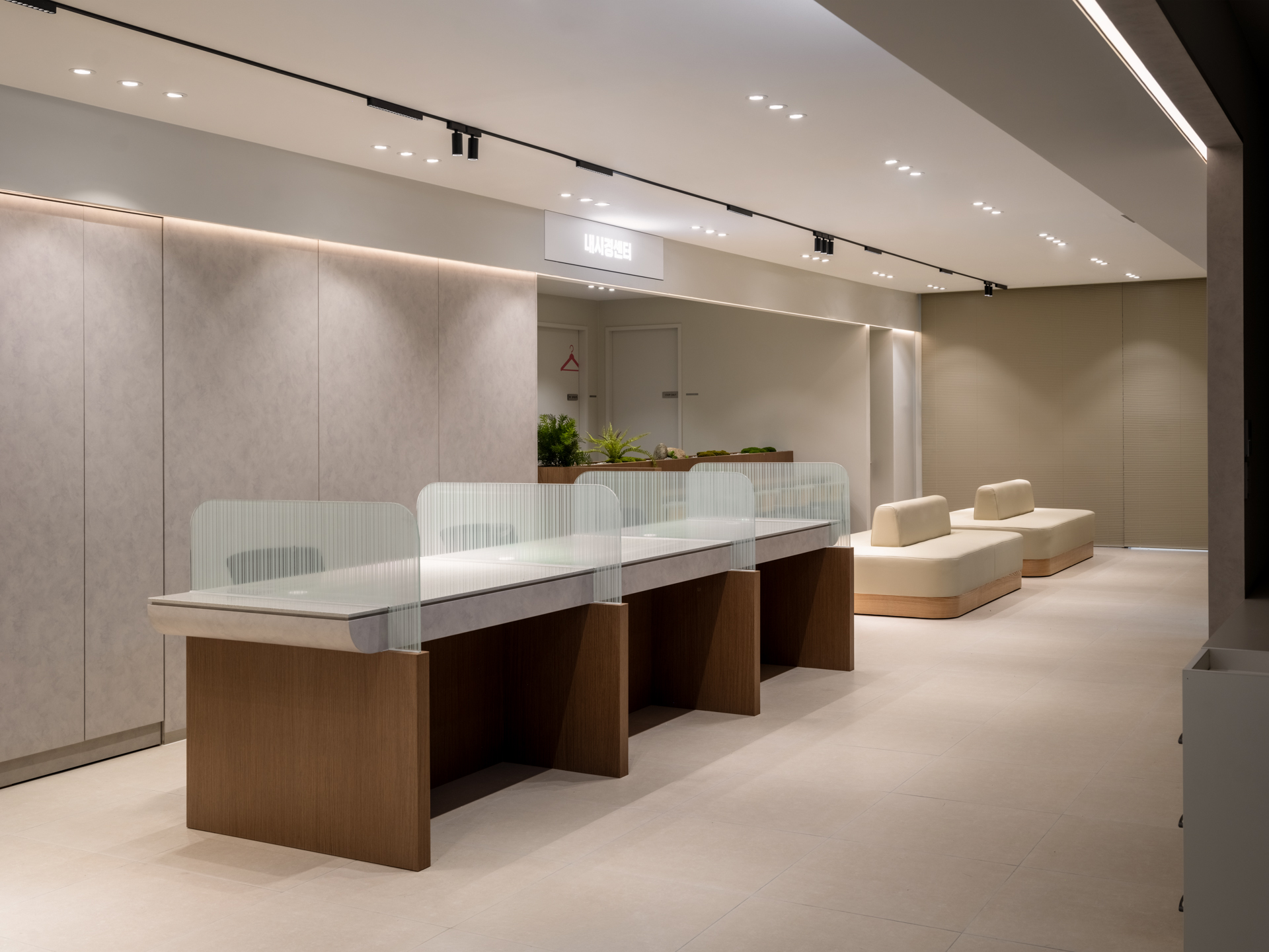 Sokttun Internal Medicine Clinic 10