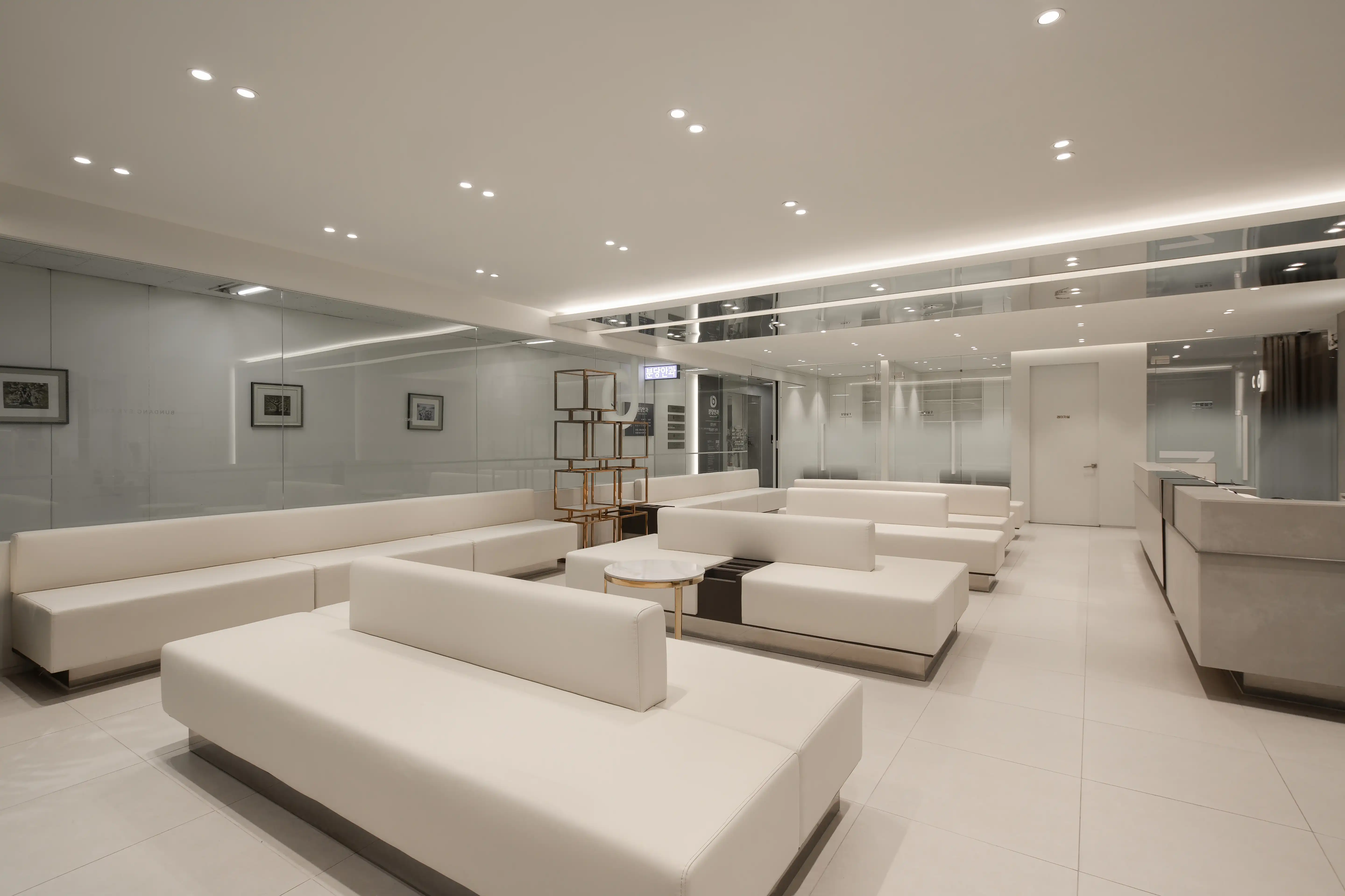 Bundang Eye Clinic 10
