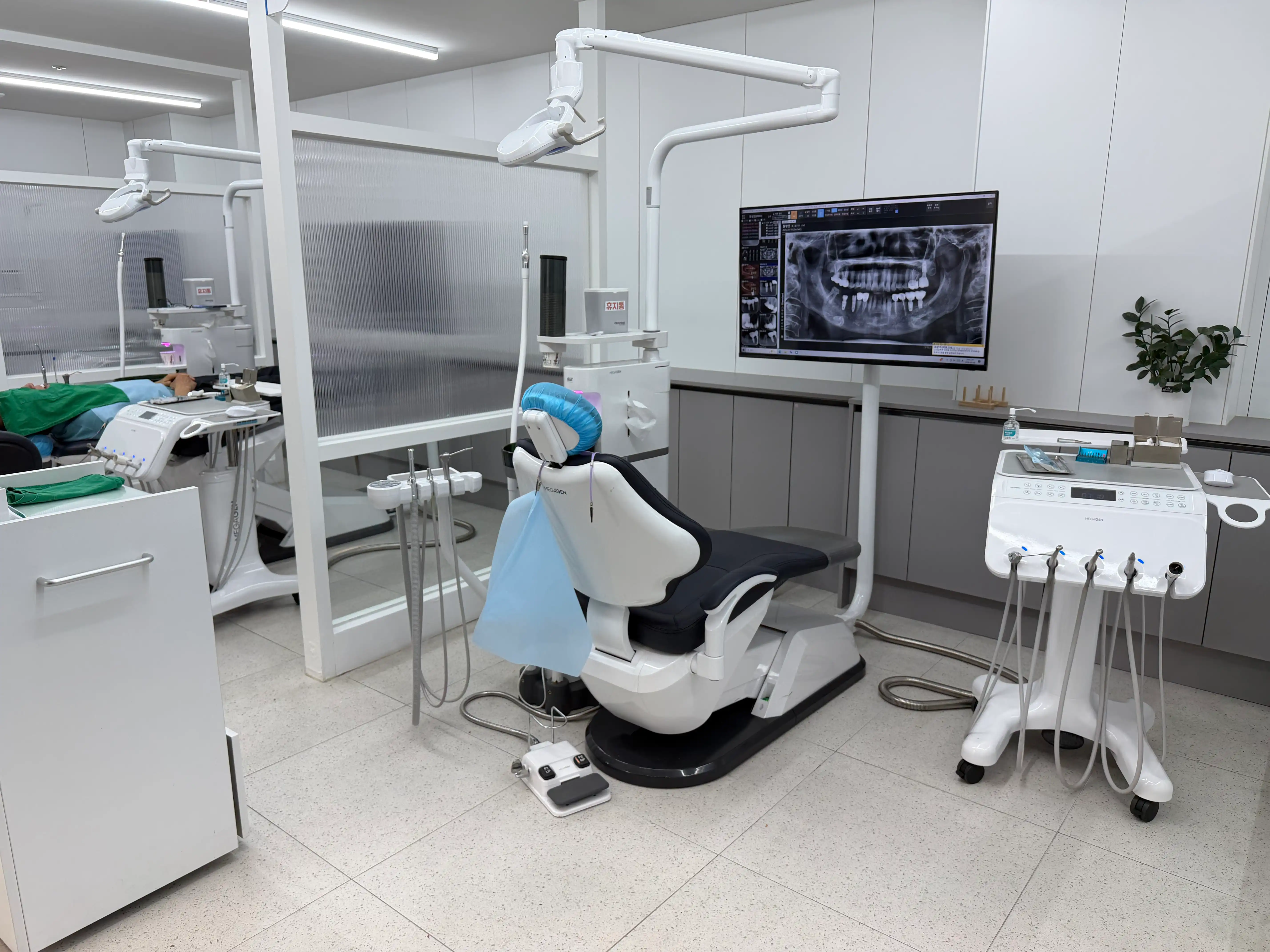 Woori Dental Clinic 11