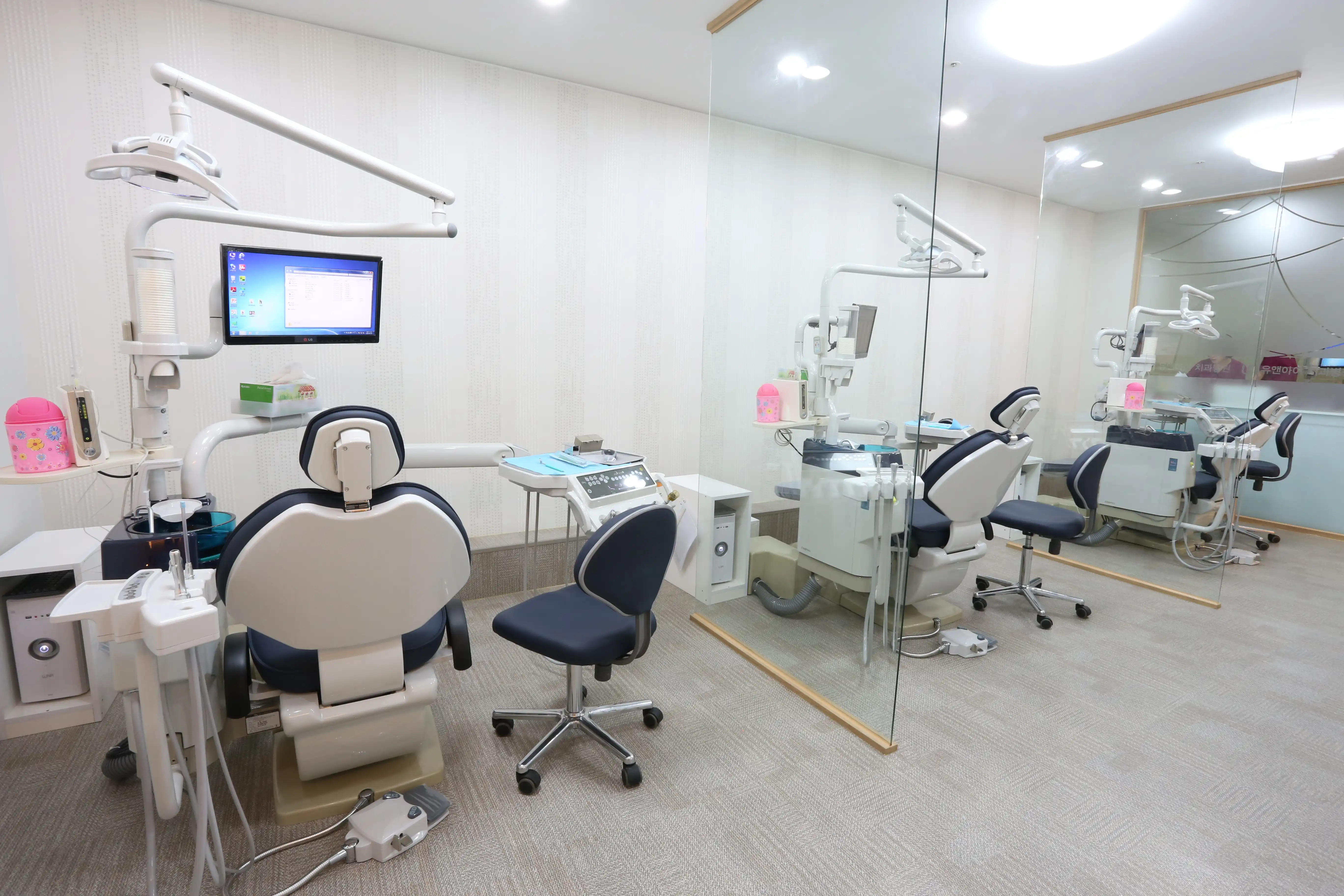 You & I Dental Hospital 6