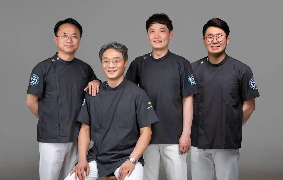임플란티아치과의원 7