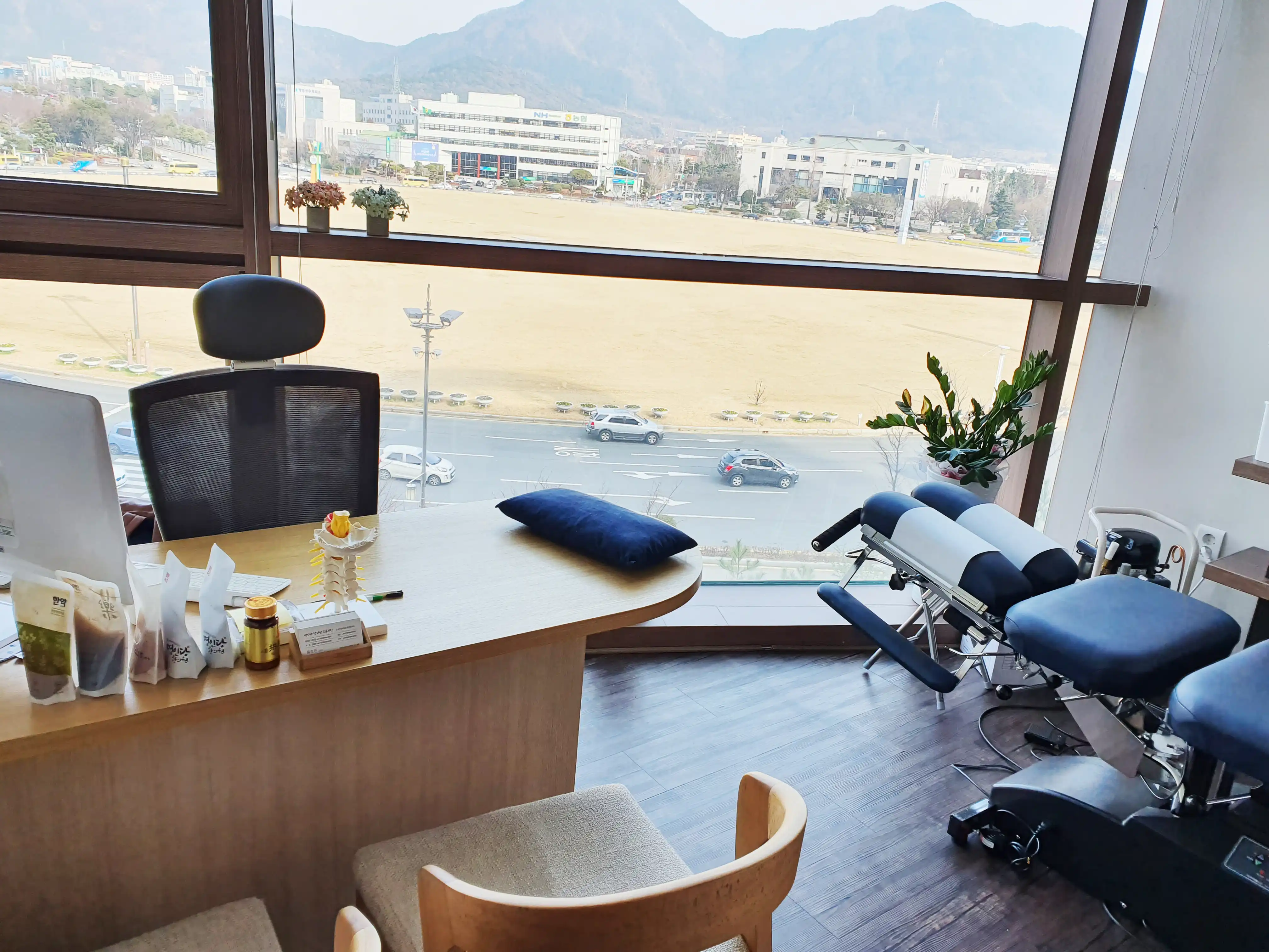 Myeongindang Oriental Medicine Clinic 6