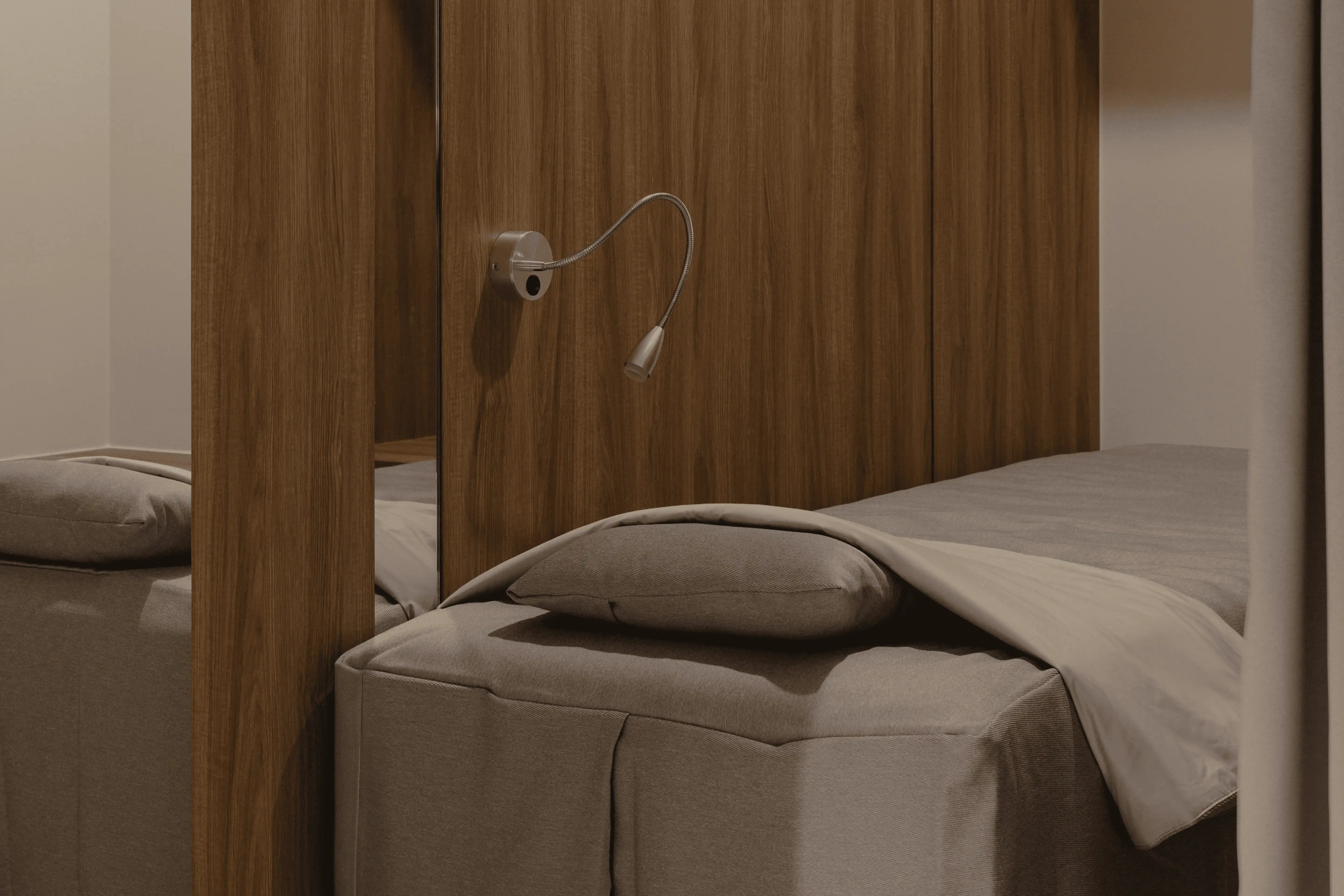 Doctors Dermatology Clinic, Dasan Branch 7