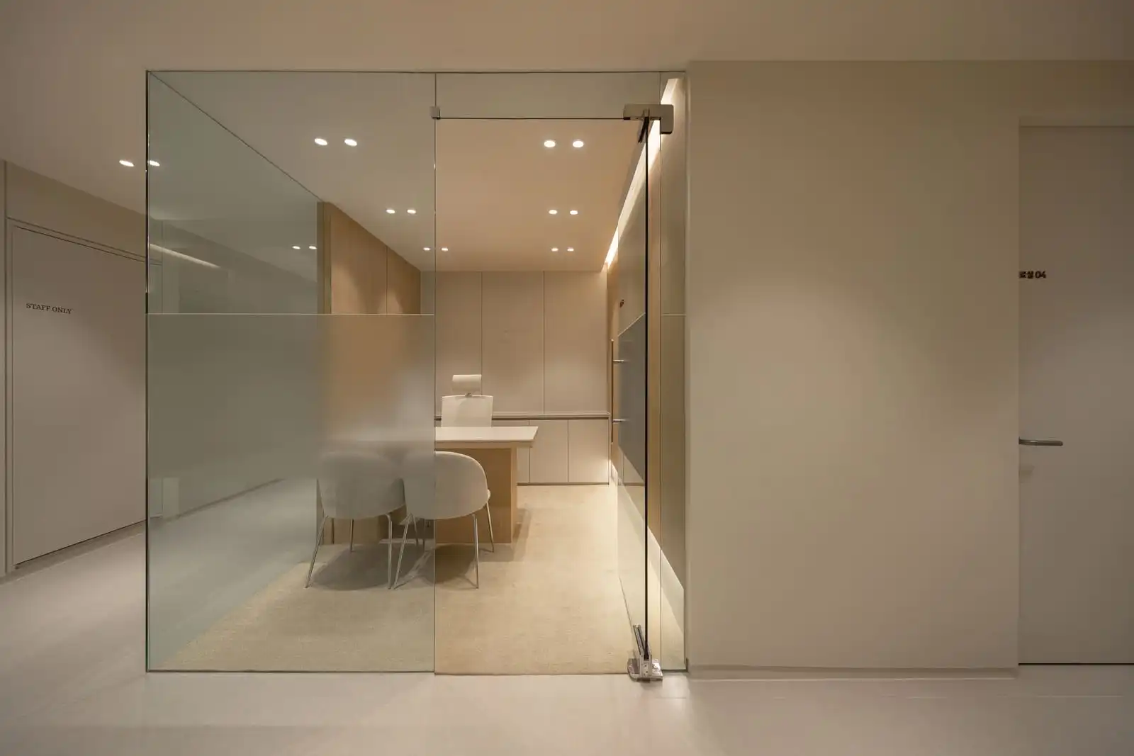 Hillhouse Dermatology Daegu Branch 3